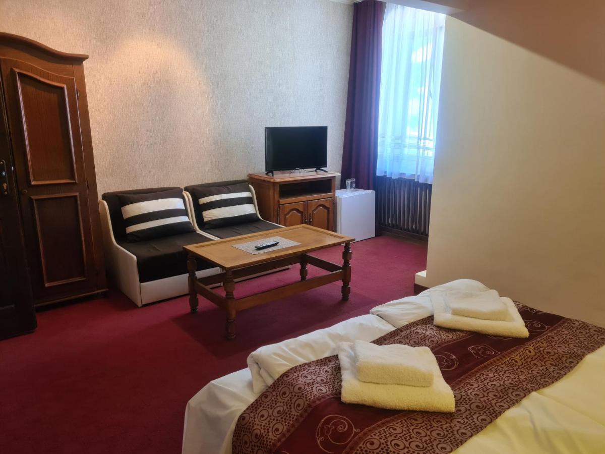Complex Brashlyan Hotel Trjavna Buitenkant foto