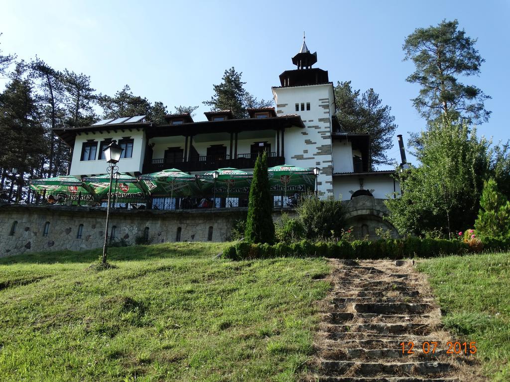 Complex Brashlyan Hotel Trjavna Buitenkant foto