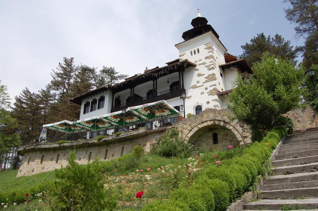 Complex Brashlyan Hotel Trjavna Buitenkant foto