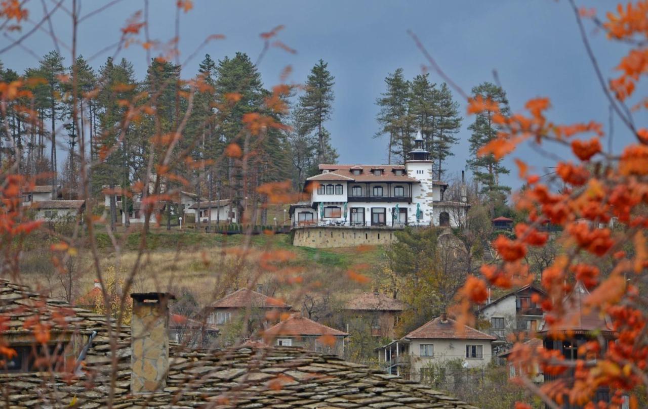 Complex Brashlyan Hotel Trjavna Buitenkant foto