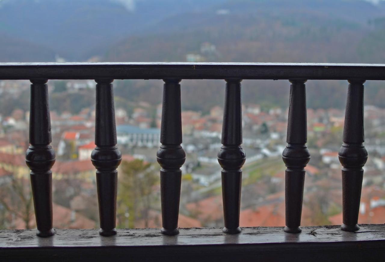 Complex Brashlyan Hotel Trjavna Buitenkant foto
